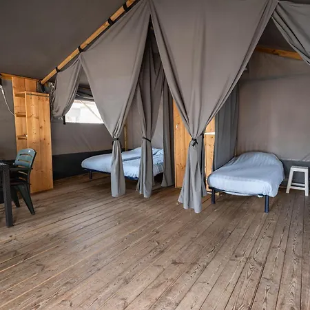 Camping Rcn La Bastide En Ardèche 5*